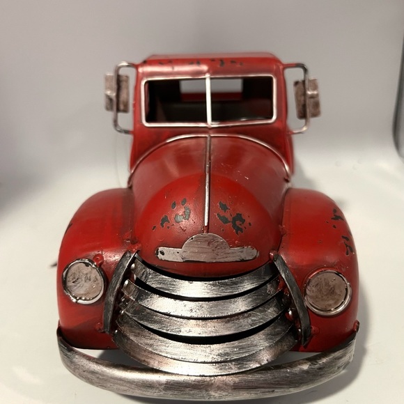 Ragon House Red Metal Pickup looks Antique. 15in long - Picture 9 of 9